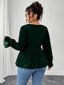 Elenzga 大码女式畅销V领优雅性感修身衬衫，适合通勤和派对，束腰蝴蝶结设计，仿珍珠装饰 - 墨綠色 - 查看 2