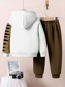 SHEIN 2 件套男童宽松休闲卡通动物、恐龙、风景、3D、涂鸦超大图案连帽卫衣套装，舒适秋冬