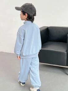 Genkimix Kids 2件套Young Boy字母印花休闲上衣+纯色锥形休闲裤 - 灰色 - 查看 2