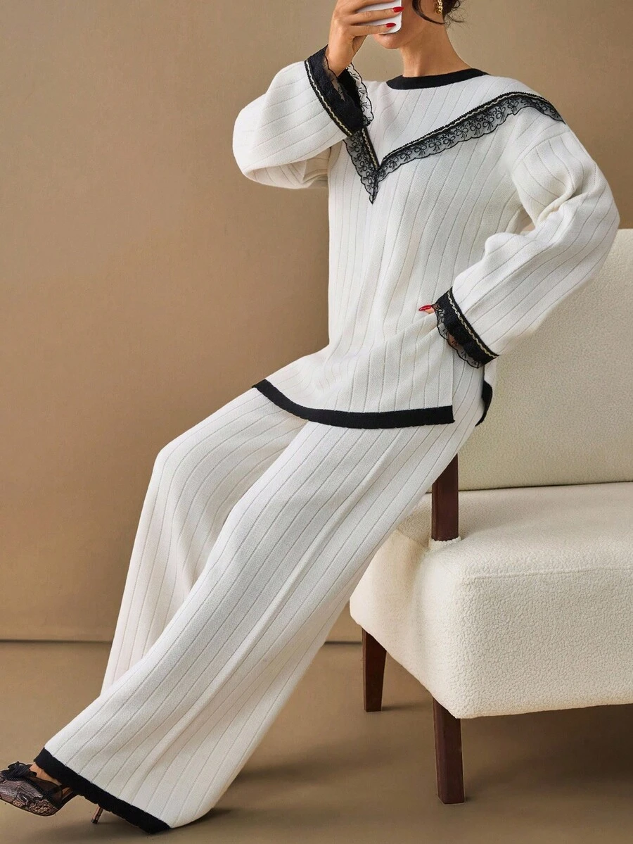 EURMUSE Conjunto casual de suéter de manga larga con hombros caídos y volantes de encaje en contraste, y pantalones de punto - Blanco - Ver 1