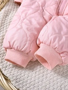 SHEIN Baby Girl Hooded Jumpsuit, Thick Jumpsuit With Bear Ear Hood Design And Bear Graphic, Zipper Closure, Suitable For 0-3 Years Old, Diamond Quilted, Soft Touch, Suitable For Outdoor Activities, Family Gatherings, Autumn/Winter Fall - Pink - View 5