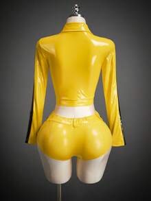 SHEIN ICON Women's Autumn And Winter Halloween COS Costume Sexy Avant-Garde Fashion Retro Yellow And Black Contrast Leather Stitching Slim-Fit Cropped Jacket Low Waist Shorts Suit - Yellow - View 2
