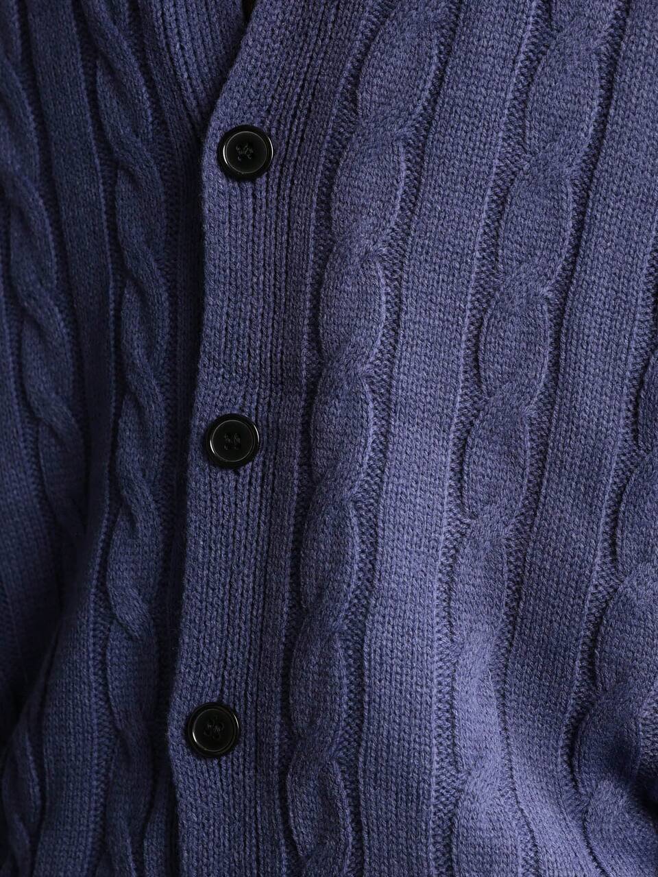 Cardigan boutonné en maille torsadée avec ourlet côtelé