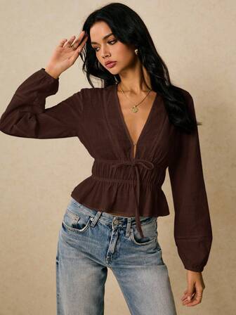 Poéselle 女士休闲通勤简约纯色 V 领灯笼袖前结短款上衣，春秋装