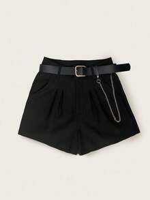 SHEIN Essnce شورت بحزام تجاعيد مطوية مع سلسلة
