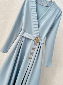 GlowEve 女士优雅V领A字蓝色连衣裙 - 藍色 - 查看 3