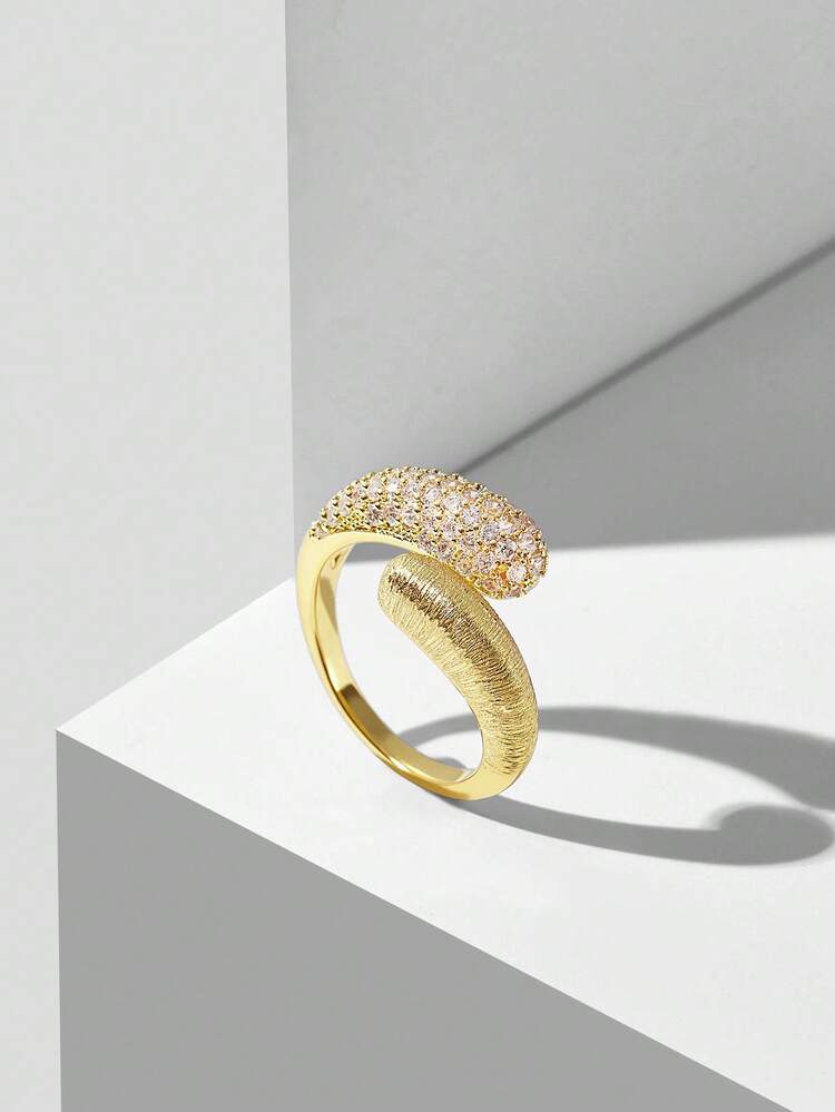 18K GOLD PLATED TEXTURED FULLY PAVED RING
