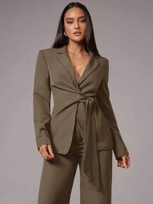 Silquee Bộ vest nữ màu trơn cổ ve áo, tay dài, thắt nút bên hông, gồm áo khoác và quần, thanh lịch cho công sở, phù hợp cho tiệc cocktail, hẹn hò lãng mạn, tiệc cơ bản mùa thu/đông, tiệc trang trọng, đám cưới. - màu nâu - Xem 2