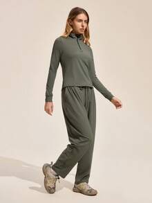 Exploreva Conjunto de top y pantalones de unicolor para mujer para exteriores - Verde militar - Ver 1