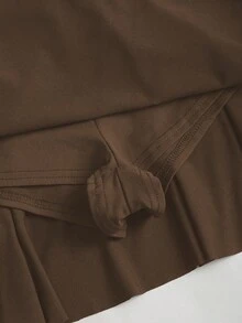 Sweetra Bộ áo hai dây họa tiết hoa ánh đồng và chân váy mini xếp ly mùa hè dành cho nữ - Màu Khaki - Xem 8