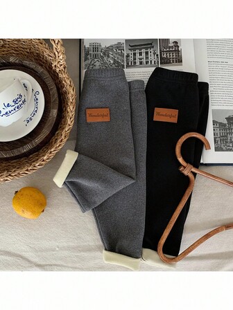 2pcs Baby Girl Knitted Solid Color Letter Graphic Casual Outfit Set