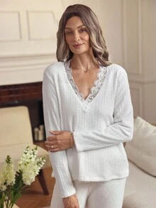 Louniche Women's Solid Color Velvet V-Neck Lace Patchwork Long Sleeve T-Shirt, Autumn/Winter - White - View 3