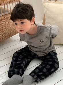 DAZY 2pcs Toddler Boys' Casual Round Neck Long Sleeve T-Shirt And Plaid Long Pants Pajama Set - Grey - View 5