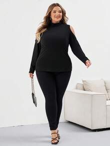 SHEIN CURVE+ Casual Simple Slim Cold Shoulder Plus Size Turtleneck T-Shirt, Autumn/Winter - Black - View 2
