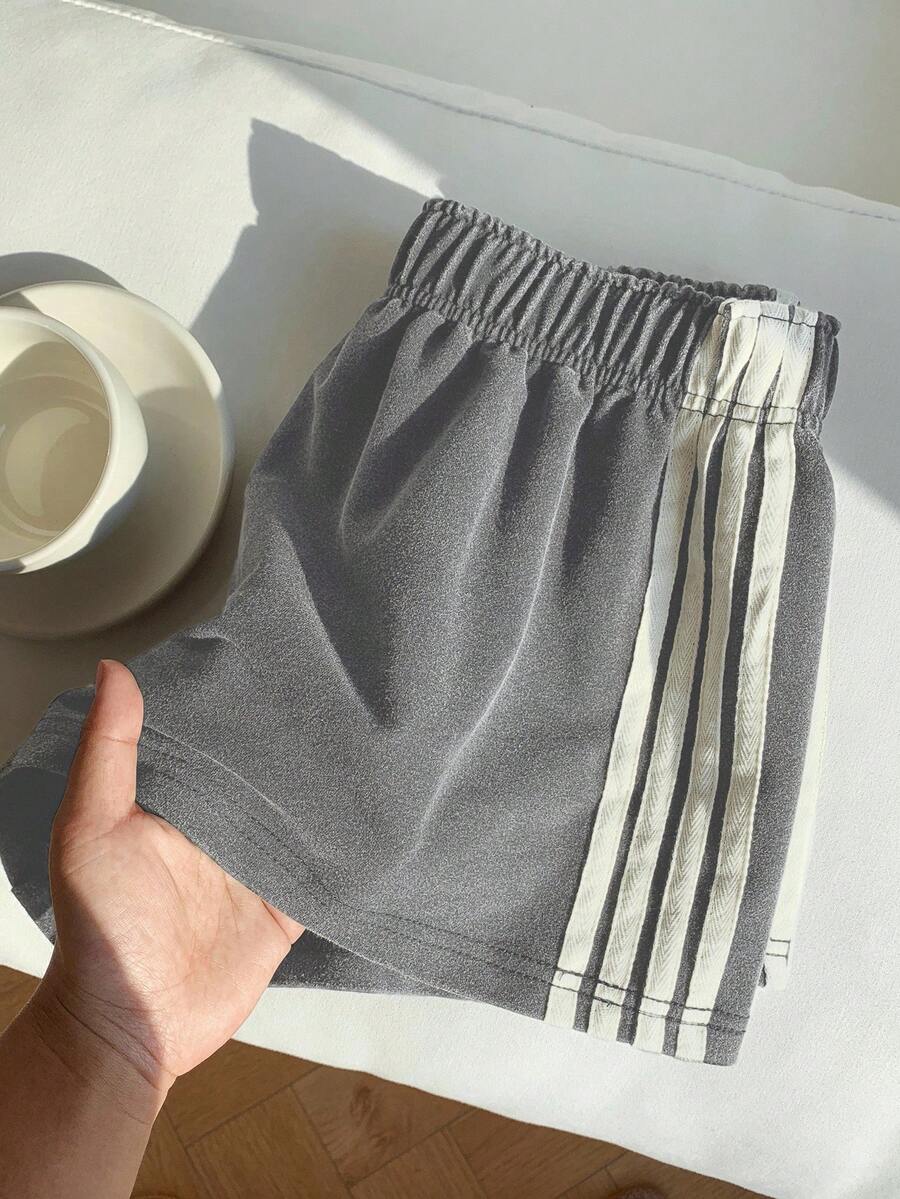 Comfortcana Quần short ống rộng dệt kim màu xám, họa tiết sọc chắp vá, thường ngày mùa hè dành cho nữ - Xám - Xem 1