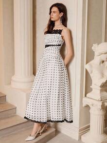 SHEIN Unity 浪漫优雅的茶会/约会蕾丝领，睫毛蕾丝胸围褶皱波尔卡圆点吊带裙，贴身腰部和喇叭形下摆，白色底色搭配黑色波尔卡圆点，适合所有季节 - 白色 - 查看 7