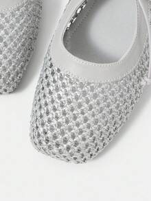 Styleloop 女士银灰色编织网眼面料一脚蹬结饰平底鞋，度假风格波西米亚西部音乐节派对装厚底 - 銀色 - 查看 10