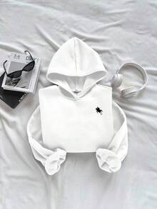 秋冬款少女马刺绣连帽卫衣