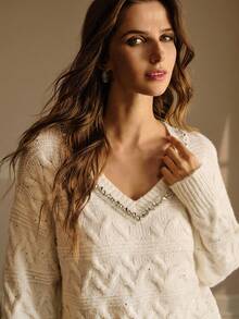 MOTF PREMIUM RHINESTONE DETAIL V NECK SWEATER - White - View 3