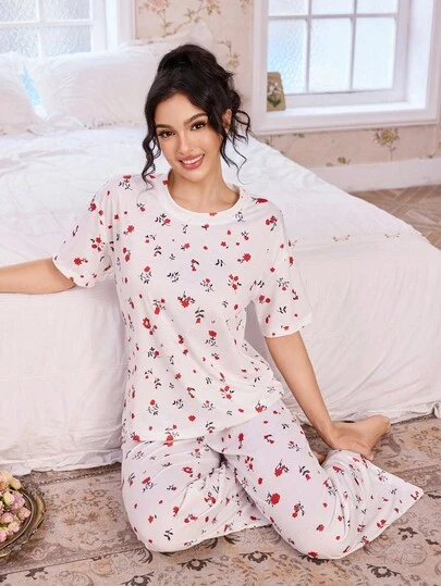 CottageSlumber 花卉印花休闲短袖长裤女士睡衣套装