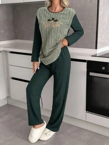 Set di pigiama da donna in tessuto morbido con dettagli ricamati a lettere, in maglia a costine, per relax e comfort domestico