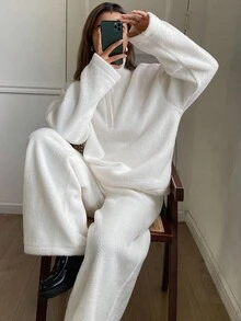 DAZY 两件套女士纯色宽松翻领拉链羊羔绒连帽衫和宽松版型长裤休闲街头风加厚套装，秋冬运动服套装 - 白色 - 查看 1