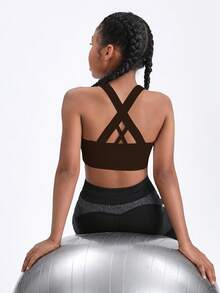 SHEIN Girls' Brown Sports Bra Sleeveless Scoop Neck Crop Top For Tweens Comfortable And High Elastic Fabric For Activewear - Brown - View 2