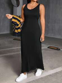 SHEIN Essnce 大码女装秋冬时尚休闲日常舒适黑白条纹长袖宽松T恤和黑色背心长裙两件套，曲线套装，连衣裙套装，女士街头服饰，春装，女士机场装，大学生装 - 彩色 - 查看 4