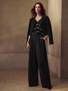 MOTF PREMIUM 天鹅绒花卉刺绣吊带背心 - 黑色 - 查看 6