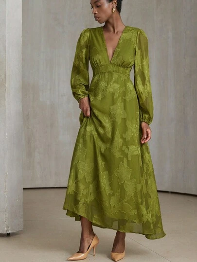 Aveloria Modichic 时尚百搭V领灯笼袖镂空连衣裙