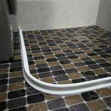 SHEIN 1roll 1m/39.37inch Floor Water Stopper Strip, Bathtub Shower Splash Guard, Shower Threshold Water Dam, Bendable Waterproof Seal Strip, Dry Wet Separation Seal Strip Floor Water Insulation Self-Adhesive ArtifactFor Kitchen Countertops And Bathroom Sinks