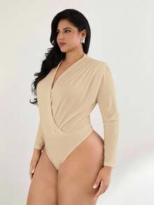 SHEIN Privé Plus Size Women Elegant Ruched Shoulder Casual Bodysuit, Slim Fit Long Sleeve, Suitable For Commuting And Outdoor Wear, Autumn/Winter
