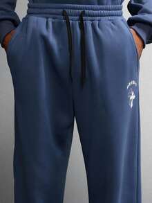 Conjunto de chándal de lujo con estampado gótico de cruz en dos piezas de SUMWON, con bolsillo central y pantalones de pierna ancha, ropa de calle de invierno de un solo color - Azul Marino - Ver 6