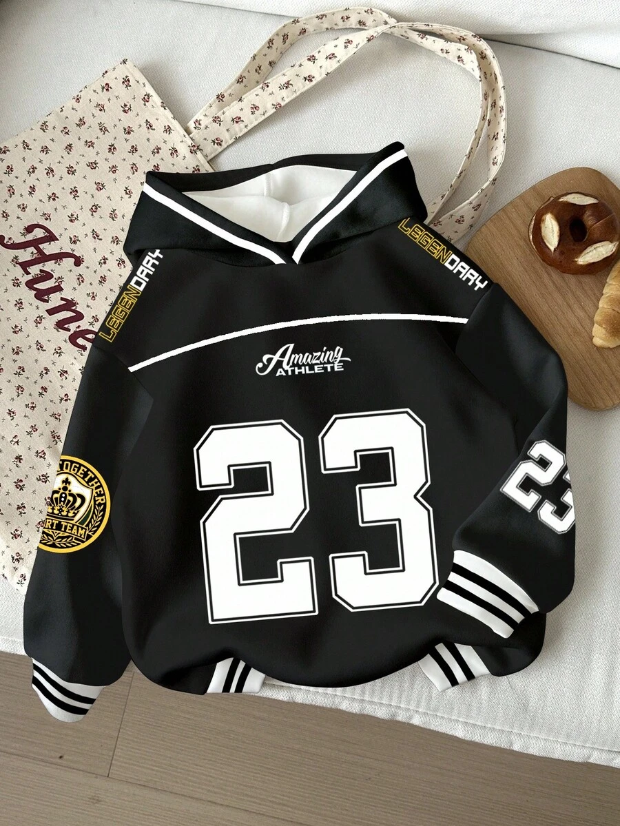 少女休闲简约23数字印花图案，时尚篮球球衣风格，学院风，街头时尚，返校季，宽松圆领舒适长袖卫衣，适合秋冬季节穿着，也可作为棒球夹克、男童卫衣、棒球上衣或女童棒球夹克穿着。 - 彩色 - 查看 1