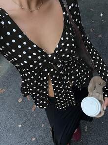 MainGRL 女士黑色波点休闲系带方领长袖T恤 - 黑色 - 查看 3