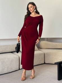 Modelyn Plus Size Women Elegant Off Shoulder Ruched Waist Long Sleeve Dress With Metallic Decor - Burgundy - View 5