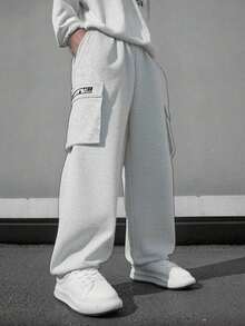 SHEIN 青少年男孩简约纯灰色工装运动裤，休闲学院风，舒适时尚，百搭，面料柔软，适合日常穿着、上学、郊游、户外运动、秋冬季
