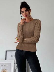 Firerie 女式简约优雅休闲学院风百搭白色圆领麻花针织纽扣装饰修身毛衣秋冬 - 摩卡棕 - 查看 6