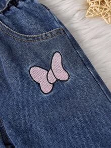 女婴休闲舒适柔软水洗牛仔裤，带刺绣蝴蝶结，时尚度假和街头穿着，轻盈春秋季 - 中等水洗藍 - 查看 5