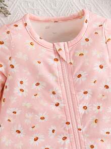 SHEIN Dozemod 儿童新生儿女宝宝樱桃图案圆领长袖前拉链针织连体衣带头带 2 件套 - 淺粉色 - 查看 3