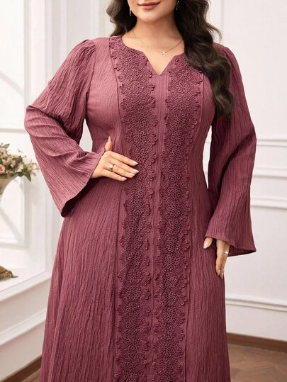 Al Najma 大码女式 V 领贴花装饰喇叭袖优雅阿拉伯风格长裙