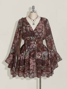 SHEIN ICON 加大码 V 领佩斯利印花褶饰 A 字形连衣裙，波西米亚风、嬉皮风、Y2K 风格，适合秋季、波西米亚风、暑假、音乐节、返校服装、夏装 - 彩色 - 查看 1