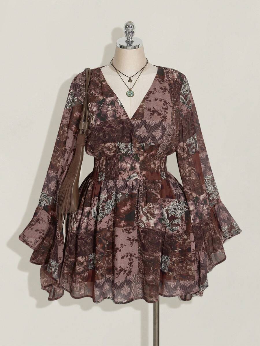 SHEIN ICON 加大码 V 领佩斯利印花褶饰 A 字形连衣裙，波西米亚风、嬉皮风、Y2K 风格，适合秋季、波西米亚风、暑假、音乐节、返校服装、夏装 - 彩色 - 查看 1