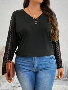 SHEIN CURVE+ 大码女装春秋季纯色撞色蕾丝V领蝙蝠袖长袖休闲T恤，适合旅行、机场/秋季/冬季穿着。 - 黑色 - 查看 4