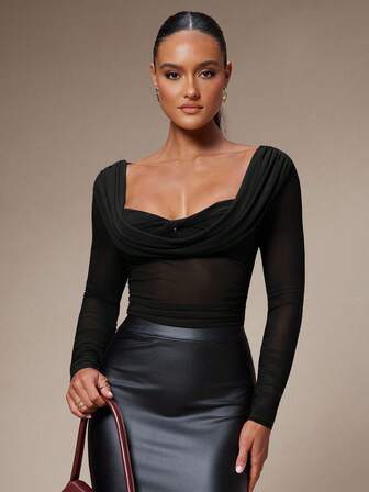 Silquee Women's Solid Color Scoop Neck Fitted Long Sleeve Top, Autumn,Black Top,Fall,Fall Clothes For Women