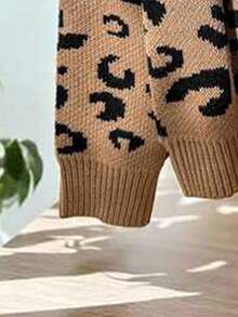 GlowEve Classic Popular Versatile Round Neck Colorblock Leopard Print Pattern Loose Comfortable Casual Long Sleeve Sweater, Unique Stylish Durable Design For Women, Autumn/Winter - Khaki - View 4