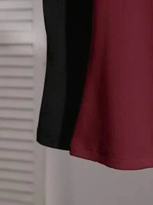 Comfortcana 2件套女士方领黑红短袖休闲修身性感T恤，适合夏季穿着 - 彩色 - 查看 4