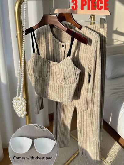 Franclia 女士休闲三件套：带内置衬垫的罗纹吊带背心、长袖纽扣上衣和松紧腰直筒裤