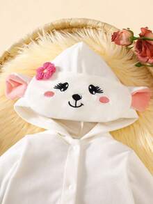 SHEIN 新生儿超可爱小羊羔连体衣，蓬松面料，可爱的小羊羔连体衣，蓬松质感，花朵装饰+可爱配饰，女婴装扮看起来像一只行走的小羊羔 - 白色 - 查看 6