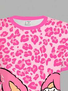 SHEIN Leap Crew Vestido de manga corta de longitud media informal para niña preadolescente con estampado de leopardo rosa minimalista y lindo patrón de dibujos animados, adecuado para el verano - Multicolor - Ver 3